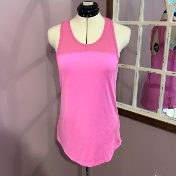 Reebok Pink Workout Tank 🏋️‍♀️ - Picture 1 of 2
